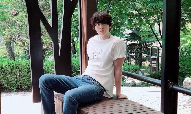 Ahn Jae Hyun bị chỉ trích vì thói gia trưởng và không giúp đỡ vợ việc nhà.