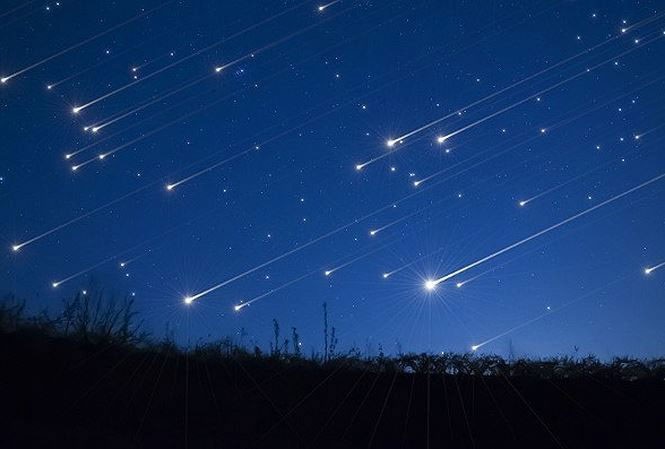 Mưa sao băng Geminids đạt cực đại vào đêm 13 rạng sáng ngày 14/12.