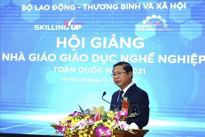 Khai mạc Hội giảng nhà giáo giáo dục nghề nghiệp toàn quốc năm 2021