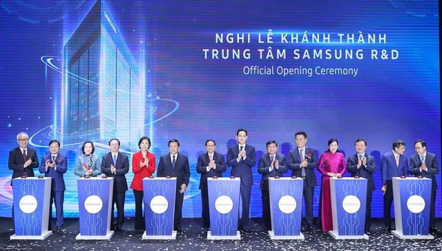 Thủ tướng: Samsung cần coi Việt Nam là cứ điểm quan trọng