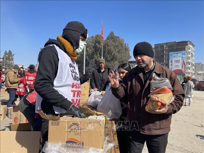 Hội Chữ thập đỏ Việt Nam kêu gọi ủng hộ nhân dân Thổ Nhĩ Kỳ và Syria