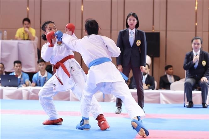 SEA Games 32: Karate Việt Nam giành thêm 2 HCV