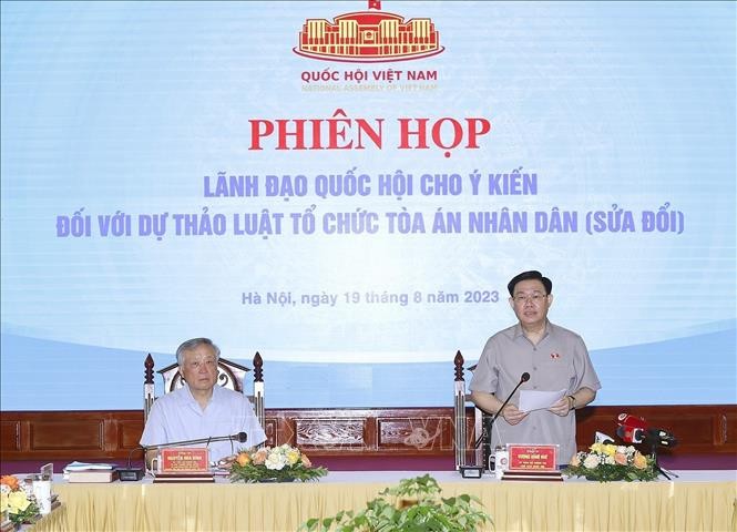 Tòa án là trung tâm, xét xử là trọng tâm, tranh tụng là đột phá