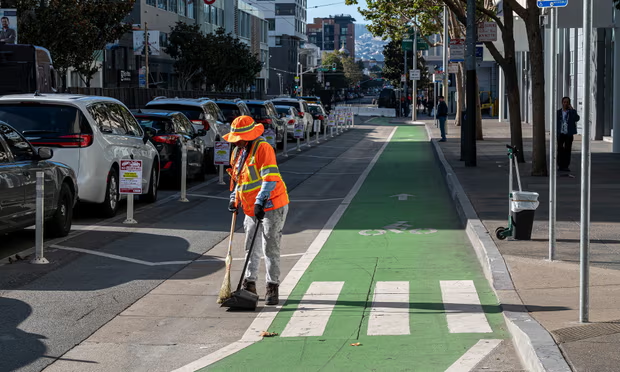 Thành phố San Francisco nỗ lực dọn dẹp thành phố trước thềm hội nghị thượng đỉnh APEC. Ảnh: Bloomberg