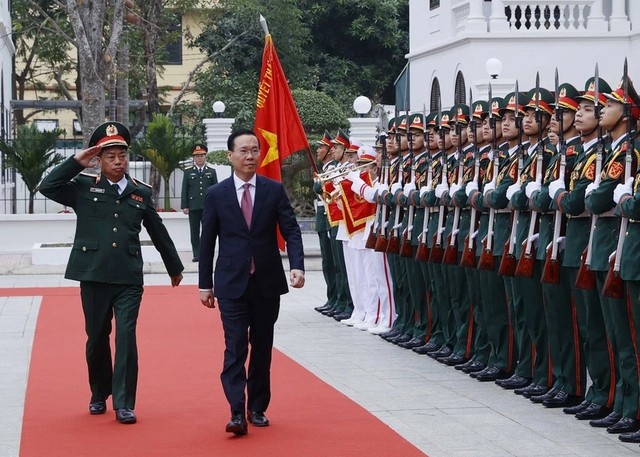 Chủ tịch nước Võ Văn Thưởng kiểm tra công tác sẵn sàng chiến đấu của Bộ đội Đặc công