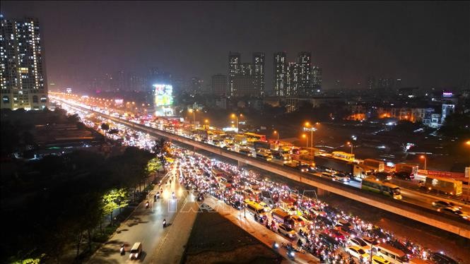 Hà Nội: Hạn chế ùn ứ trên các tuyến đường trước kỳ nghỉ Tết Dương lịch 2024