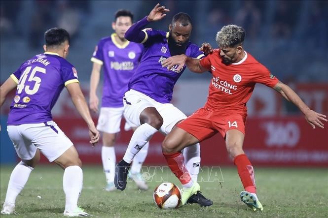 V.League 1-2023/24: Cuộc đua vô địch "nóng" lên qua từng vòng đấu