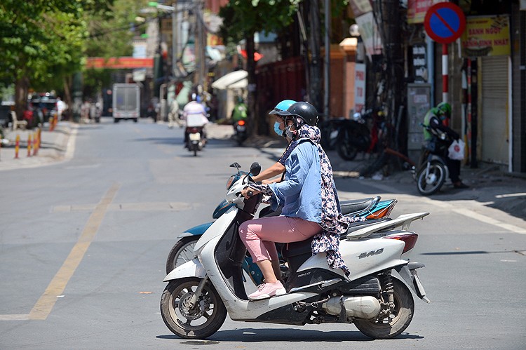 Tây Nguyên và Nam Bộ nắng nóng