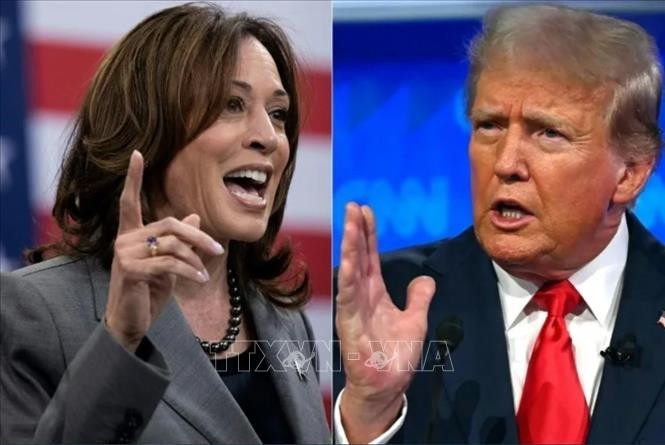 Bà Kamala Harris công kích hoạt động của ông Donald Trump ở nghĩa trang quân đội