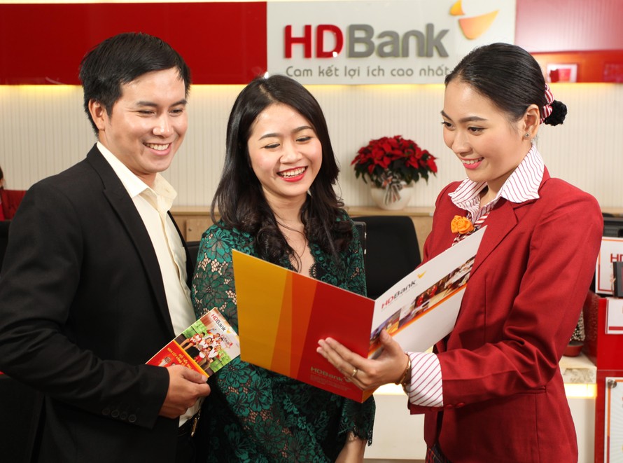 HDBank dành 5.000 tỷ đồng tài trợ chuỗi kinh doanh xăng dầu của Petrolimex và PVOIL