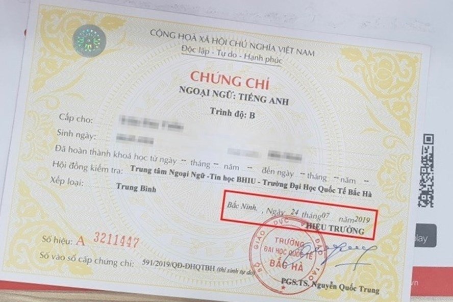 Bộ Giáo dục chính thức bỏ quy định về chứng chỉ ngoại ngữ. 