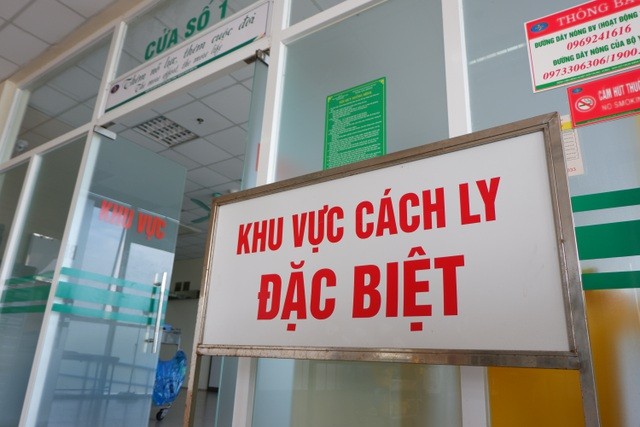 Thêm 5 ca mắc COVID-19 mới được cách ly sau nhập cảnh