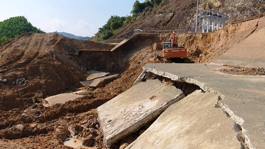 Nguyên nhân ban đầu trong sự cố vỡ kênh Bắc sông Chu-Nam sông Mã