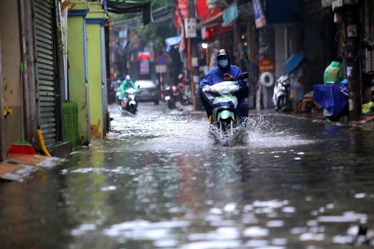 Nam Trung Bộ, Tây Nguyên và Nam Bộ mưa rào, cục bộ có mưa to