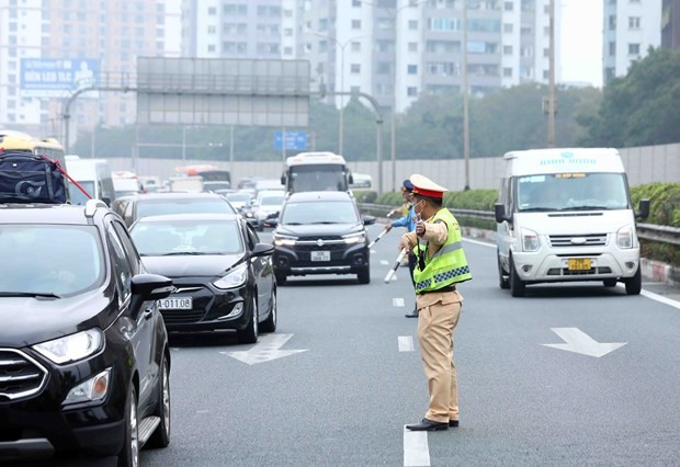 Hà Nội tiếp tục phân luồng giao thông đường Âu Cơ từ ngày 1/2