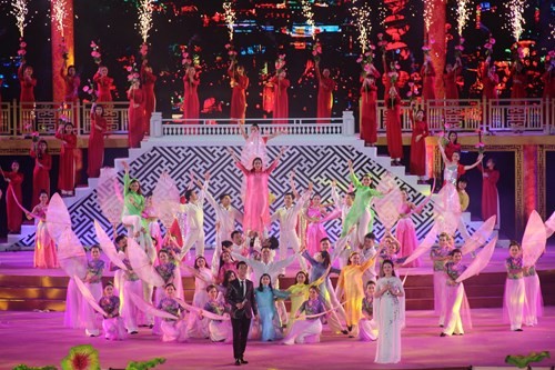 Ấn tượng khai mạc Festival Huế 2018