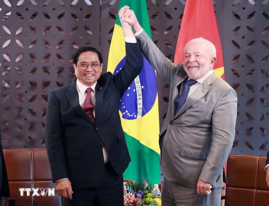 Thủ tướng Phạm Minh Chính hội kiến Tổng thống Brazil Luiz Inácio Lula da Silva. Ảnh: Dương Giang/TTXVN