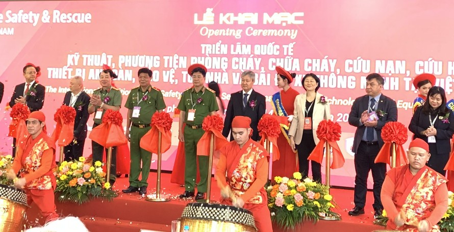 Triển lãm khai mạc sáng 14/8 tại TP.HCM