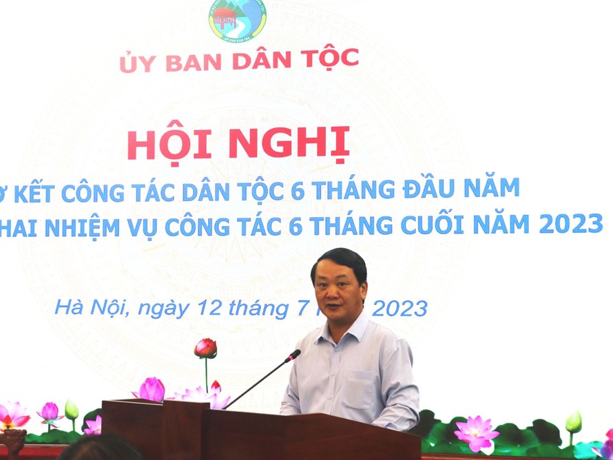 Bộ trưởng, Chủ nhiệm Ủy ban Dân tộc Hầu A Lềnh phát biểu tại Hội nghị sơ kết công tác dân tộc 6 tháng đầu năm, triển khai nhiệm vụ 6 tháng cuối năm 2023 do UBDT tổ chức sáng 12/7.