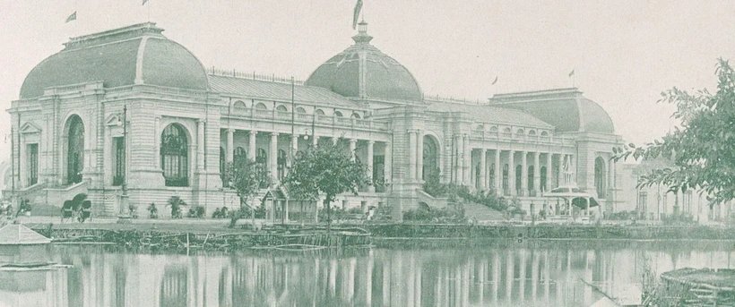 Tòa nhà trung tâm Cung Đấu xảo Hà Nội. Nguồn: Gallica.bnf.fr.