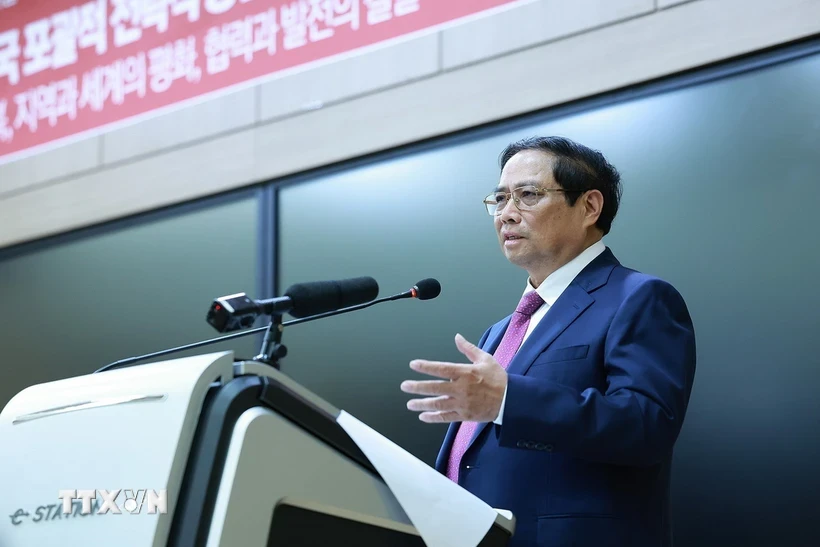 Thủ tướng Phạm Minh Chính phát biểu về chính sách của Việt Nam tại Đại học Quốc gia Seoul. Ảnh: Dương Giang/TTXVN.