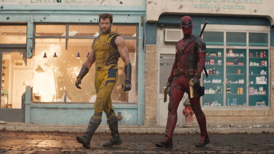 "Deadpool & Wolverine" phá kỷ lục về phim hạng R có doanh thu cao nhất. Ảnh: CNN.