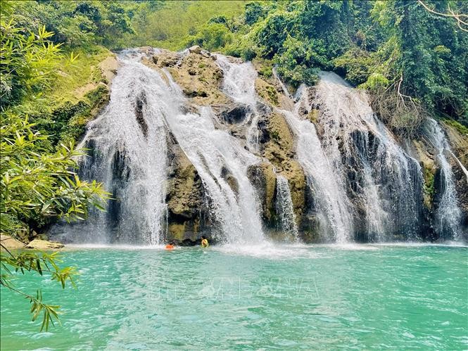 Thác Tà Puồng, xã Hướng Việt, huyện Hướng Hóa (Quảng Trị). Ảnh tư liệu: Thanh Thủy/TTXVN.