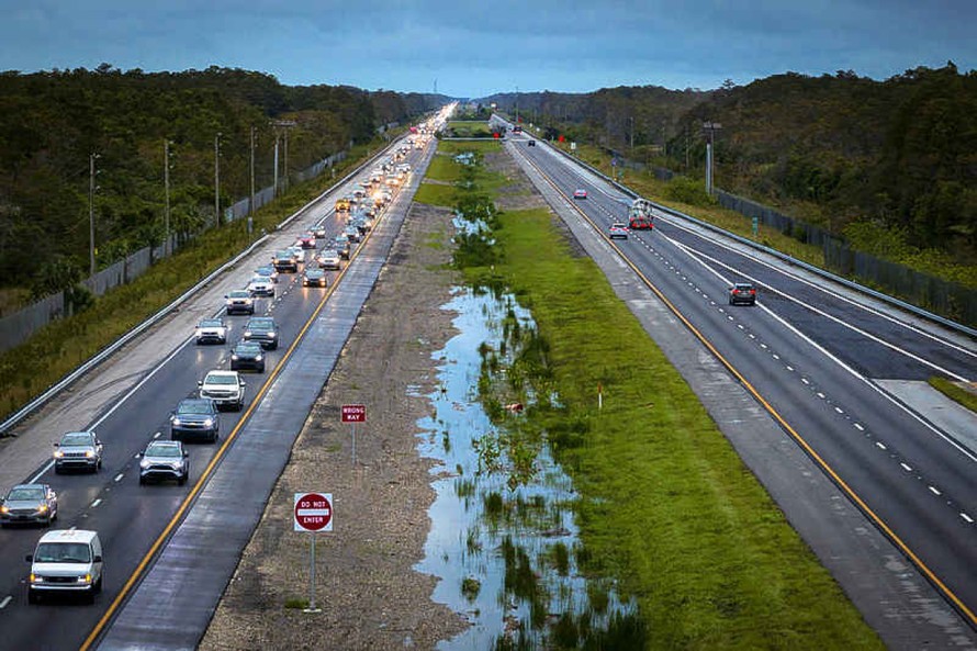 Mỹ: Hơn một triệu người dân tại Florida phải sơ tán tránh bão Milton