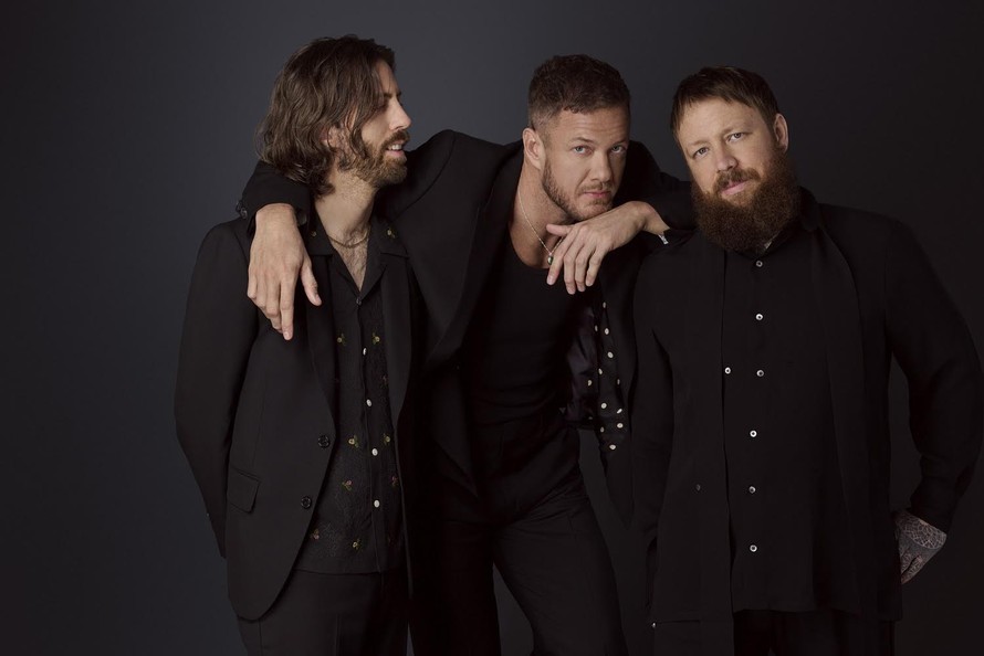 Imagine Dragons – nhóm nhạc sắp trình diễn tại 8WONDER và những kỷ lục làm “rung chuyển” làng nhạc thế giới