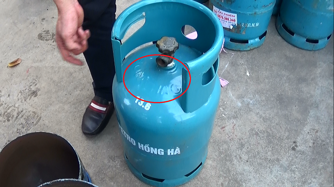 Nhiều doanh nghiệp phản ánh về tình trạng bị các đối thủ thu gom, chiếm dụng vỏ bình LPG trái phép nhưng vẫn không được xử lý kịp thời và triệt để