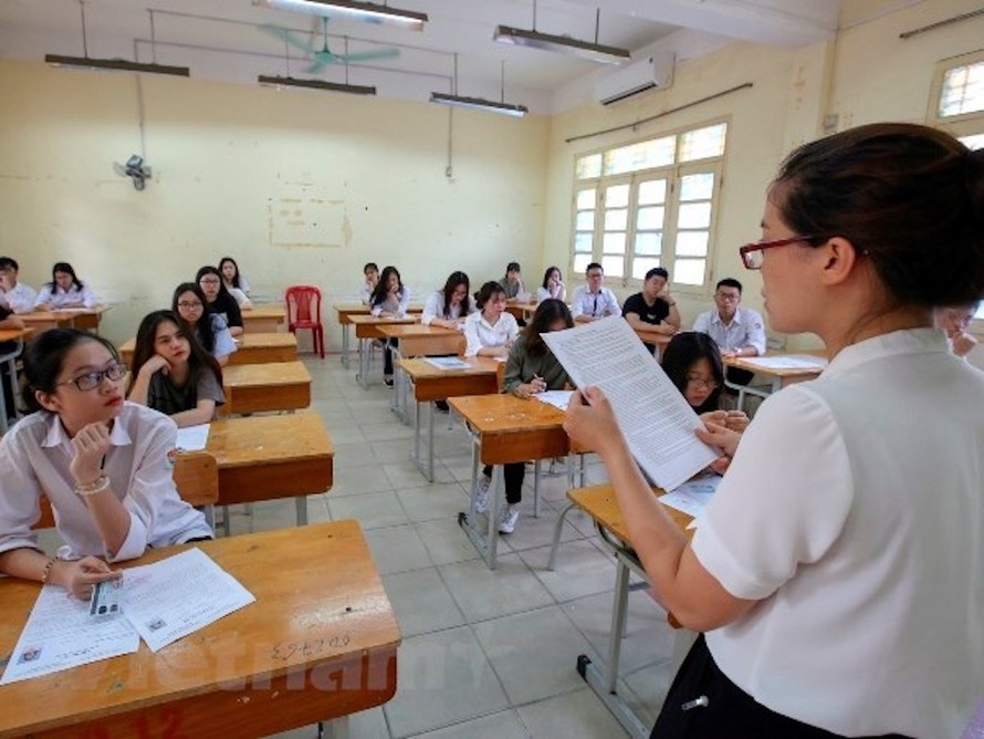 Thí sinh dự thi Trung học phổ thông quốc gia . (Ảnh: Minh Sơn/Vietnam+)