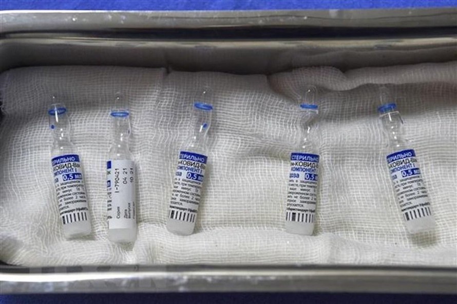 Thủ tướng Chính phủ giao Bộ Y tế hỗ trợ doanh nghiệp mua vaccine Sputnik V.