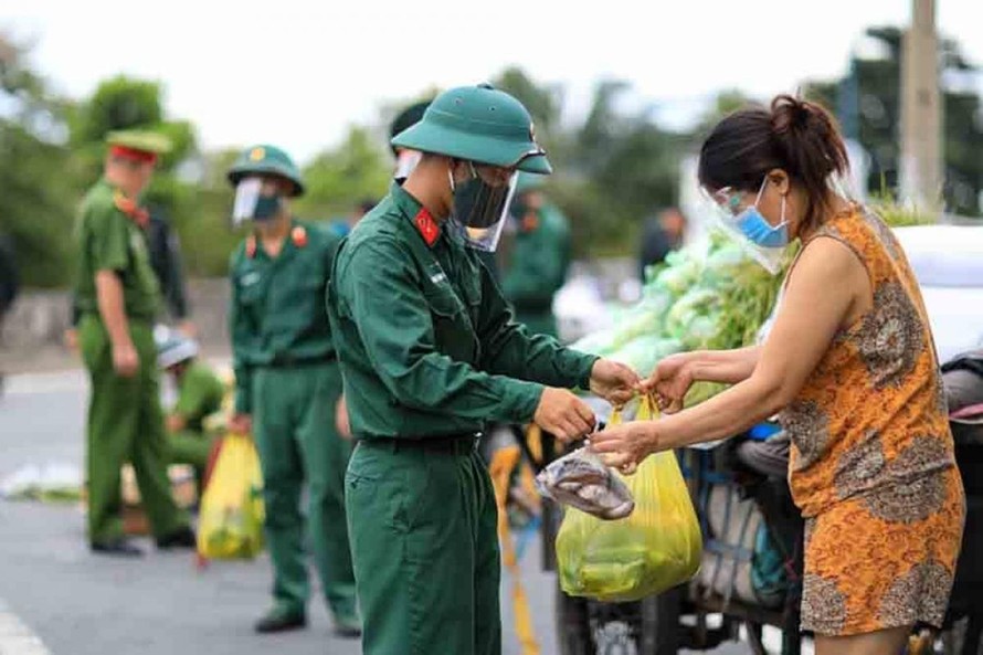 Thủ tướng Chính phủ yêu cầu xử lý nghiêm hành vi hủy đơn hàng 'đi chợ hộ'