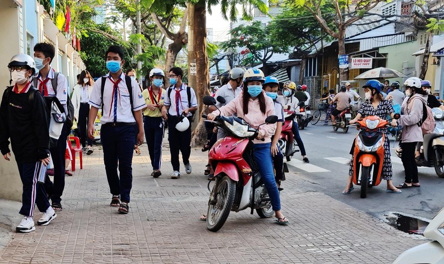 Kiên Giang: Do dịch COVID-19, học sinh cuối cấp học trực tuyến