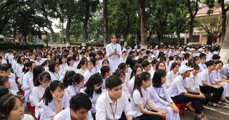 Bình Phước: Học sinh vùng sâu không có thiết bị học trực tuyến