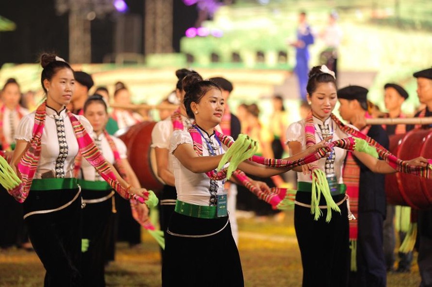 Một màn biểu diễn Xòe Thái.