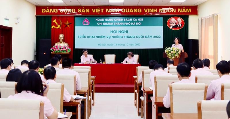 Toàn cảnh hội nghị.