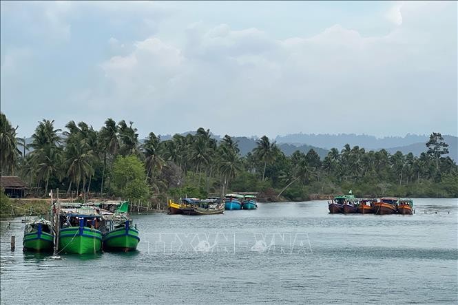 Myanmar và Bangladesh khẩn trương sơ tán người dân, sẵn sàng ứng phó với bão Mocha