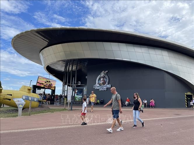 Khu vui chơi giải trí công nghệ thực tế ảo trong công viên Futuroscope. Ảnh: Thu Hà