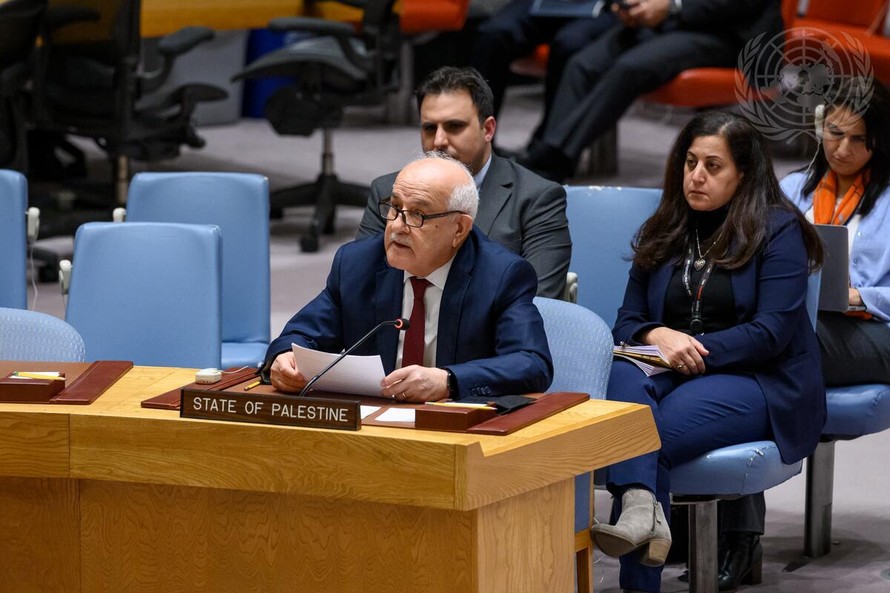 Ông Riyad Mansour, Quan sát viên thường trực của Nhà nước Palestine tại LHQ, phát biểu trước HĐBA. Ảnh: LHQ