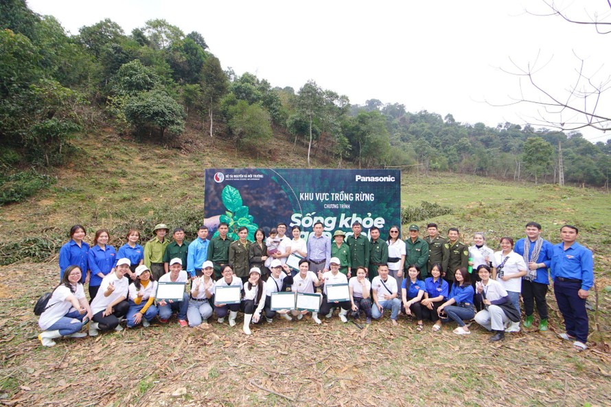 Panasonic Việt Nam tái khởi động chương trình trồng rừng 'Sống khỏe góp xanh 2023'