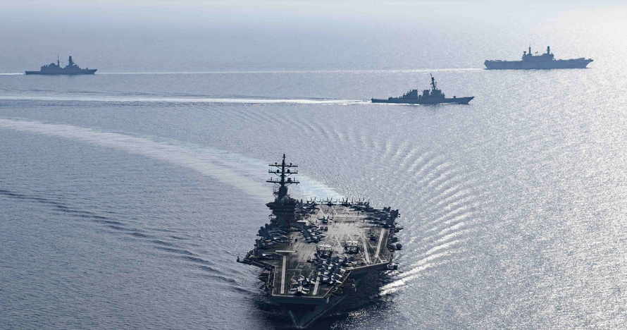 Thực hư việc tàu sân bay USS Dwight D. Eisenhower của Mỹ bị Houthi tấn công