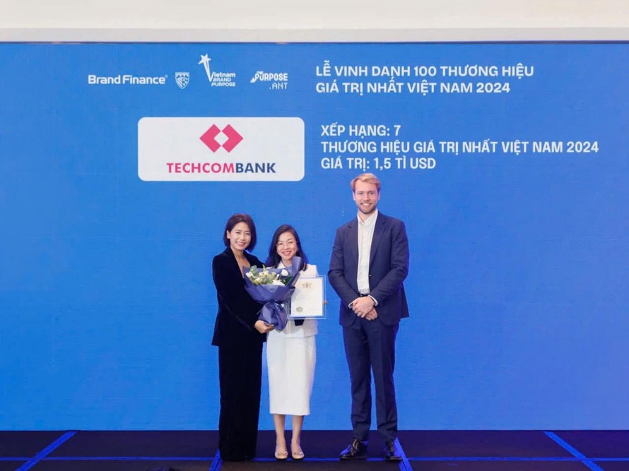 Bà Nguyễn Thị Lộc, Giám đốc điều hành Techcombank tại buổi lễ.