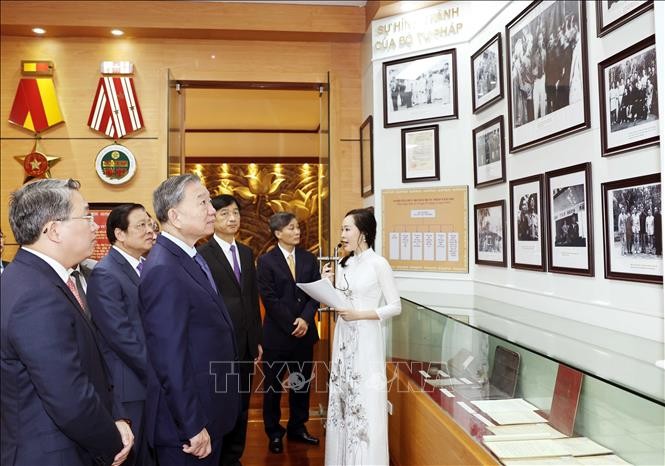 Tổng Bí thư Tô Lâm làm việc với Ban Cán sự Đảng Bộ Tư pháp