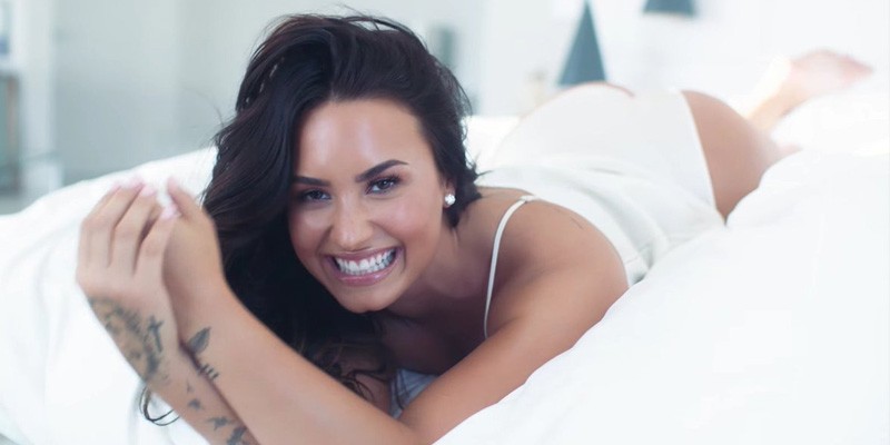 Demi Lovato nhập viện trong tình trạng bất tỉnh do sử dụng ma túy quá liều