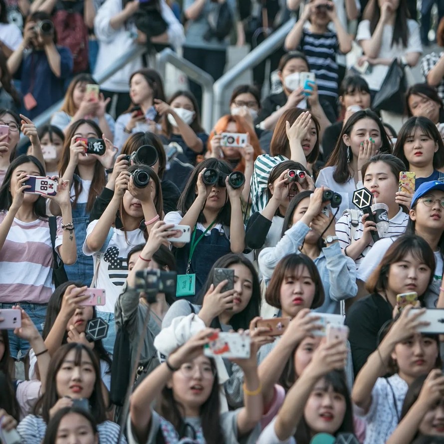 Người hâm mộ là chìa khóa thành công của nghệ sĩ. Ảnh: Getty Images