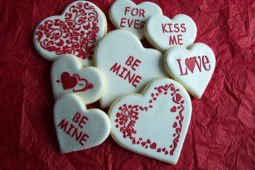 Sự khác nhau giữa Valentine Trắng, Valentine Đỏ và Valentine đen?