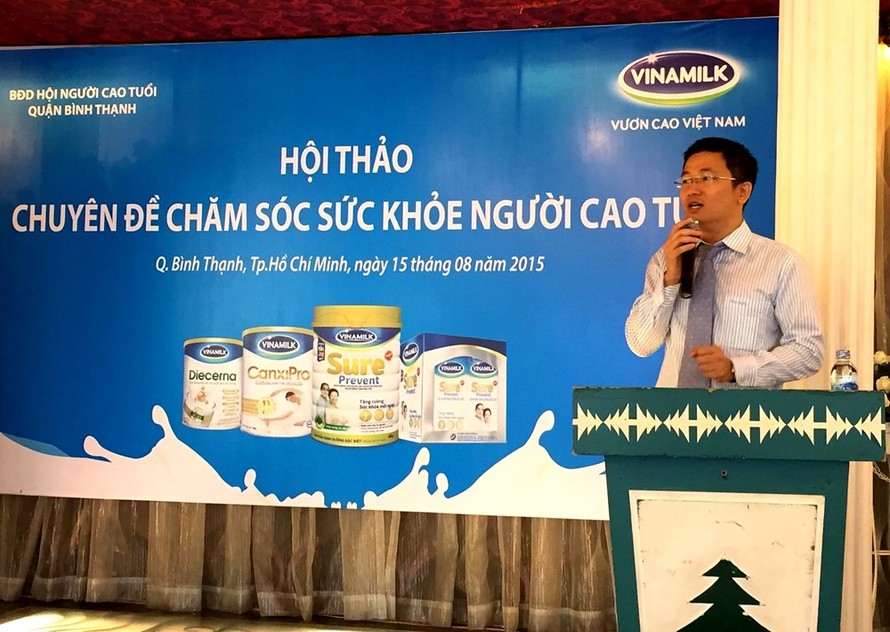 Vinamilk chăm sóc sức khỏe cho gần 2.000 người tiêu dùng