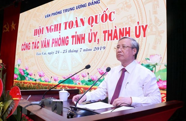 Ông Trần Quốc Vượng, Ủy viên Bộ Chính trị, Thường trực Ban Bí thư phát biểu chỉ đạo tại hội nghị. (Ảnh: Quốc Khánh/TTXVN)