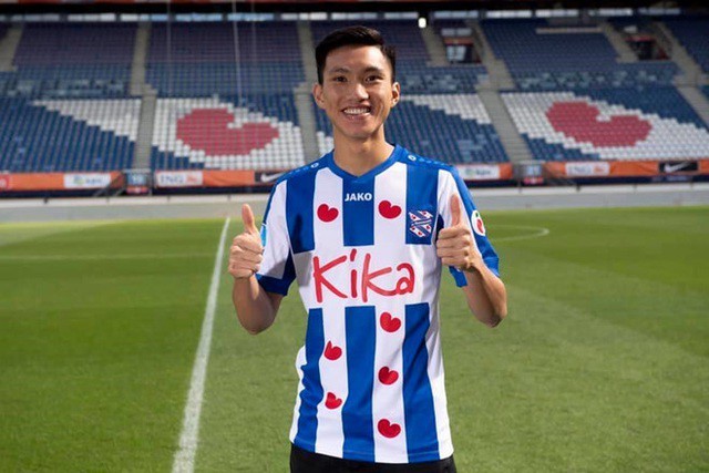 HLV Heerenveen tiếc nuối vì Văn Hậu không kịp sang Hà Lan đấu Ajax